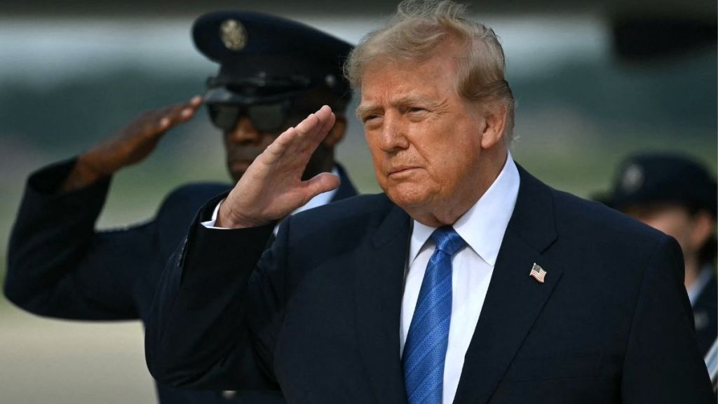 Donald Trump’s Space Force Uniform Concept Has a Very Familiar Sci-Fi Look