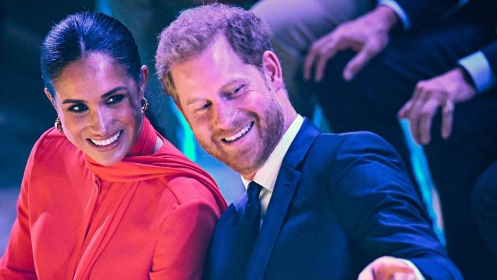 Piers Morgan Spots a Problem With Meghan Markle’s Cozy New UK Video
