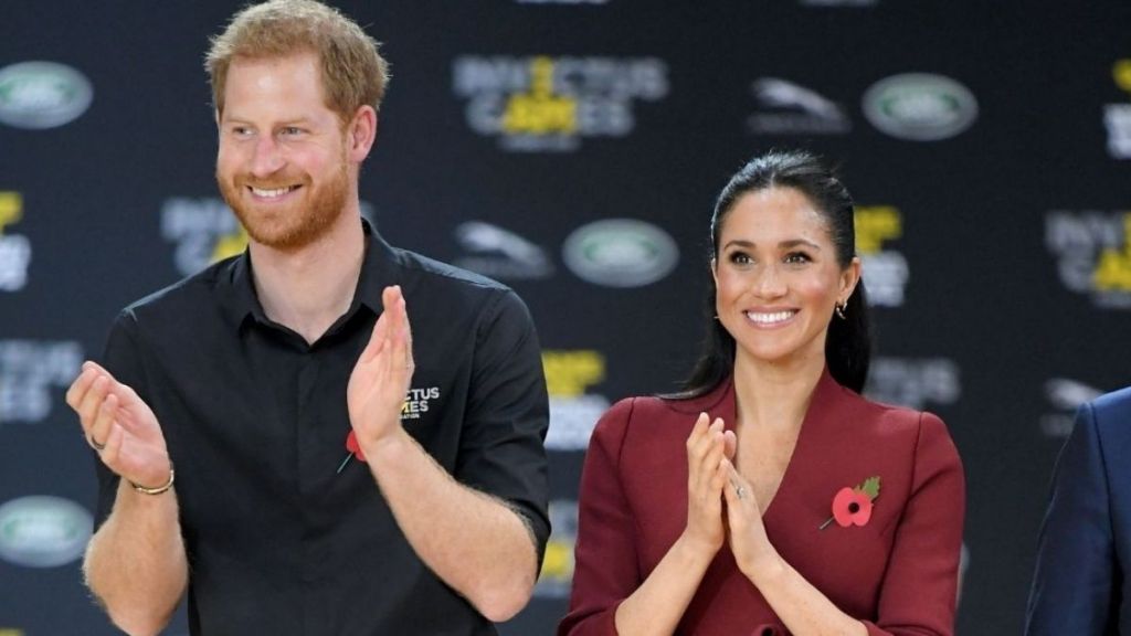 Prince Harry & Meghan Markle's Friends' Reaction to UK Move 'Embarrassed' Them — Source