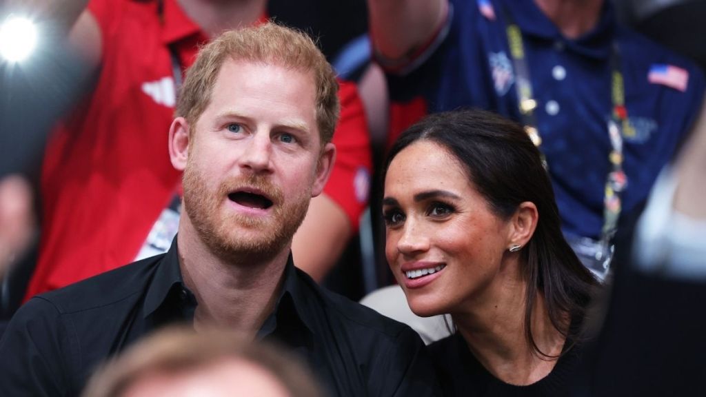 Meghan Markle Driving in UK Without Prince Harry Raises Eyebrows — Source