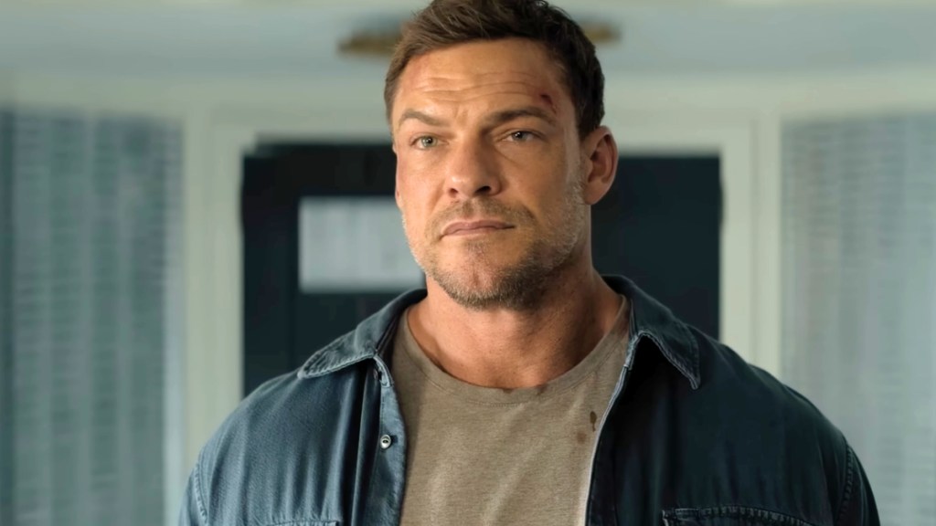 Alan Ritchson Shows a Totally Different Side of Himself Between Reacher Season 5 Takes