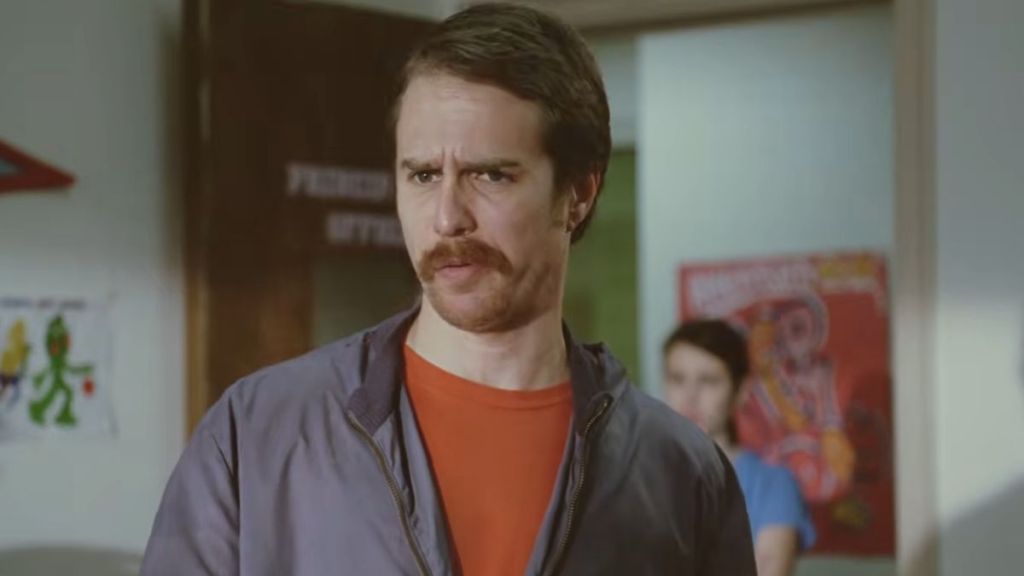 Sam Rockwell & Emma Roberts’ Hilarious Comedy Movie Now Available to Watch for Free