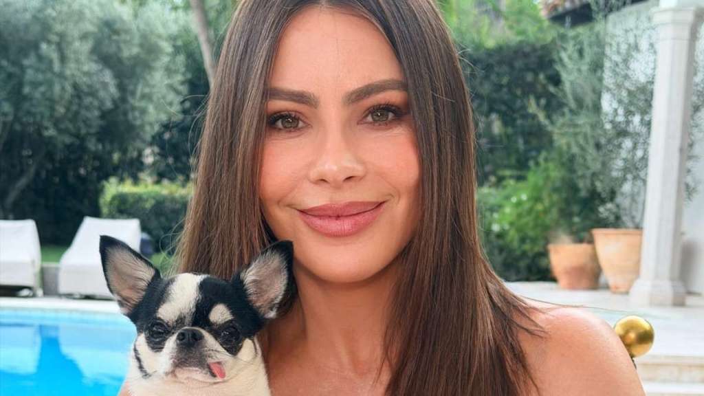 Sofia Vergara Flaunts Her Curves in Body-Hugging Dress That Barely Holds On