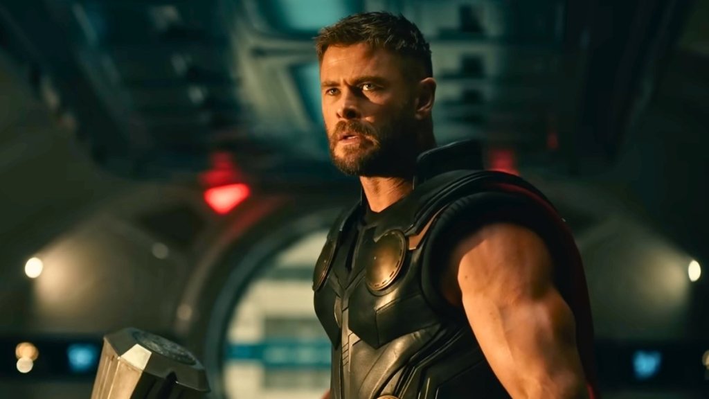 Thor Battles an Unexpected Avenger in Doomsday, Insider Claims