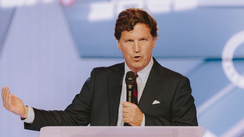 Tucker Carlson Claims Donald Trump Ordered Epstein Files ‘Cover Up’