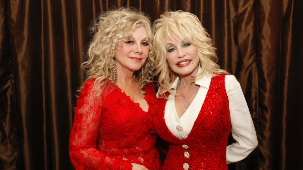 Dolly Parton’s Sister Says Even Family Didn’t Know About Her Cancer