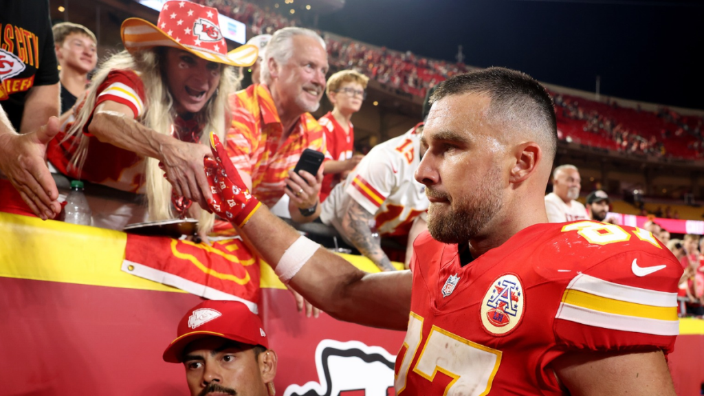 Travis Kelce’s Pre-Game Fan Interaction Takes Heated Turn
