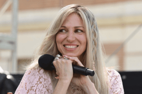 80s Singer Debbie Gibson Told ‘Young and Hot’ Look Needs Pants