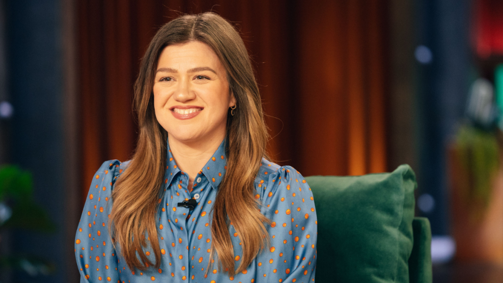 Kelly Clarkson Reveals What ‘Saved’ Her As She Closes a 7-Year Chapter