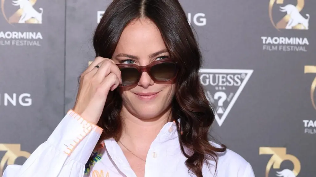 Kaya Scodelario Reacts to Meghan Markle's 'The Gentlemen' Casting Buzz