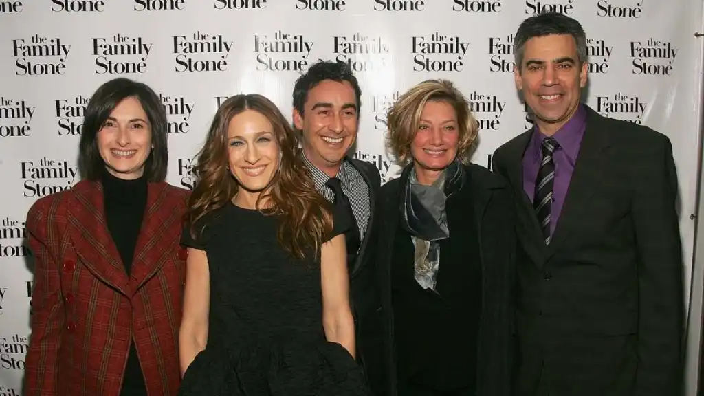 The Family Stone Sequel Finally Gets the Green Light After 21 Years