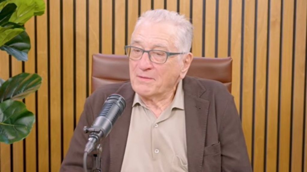 Robert De Niro Just Learned What a ‘Thirst Trap’ Is From Amy Poehler