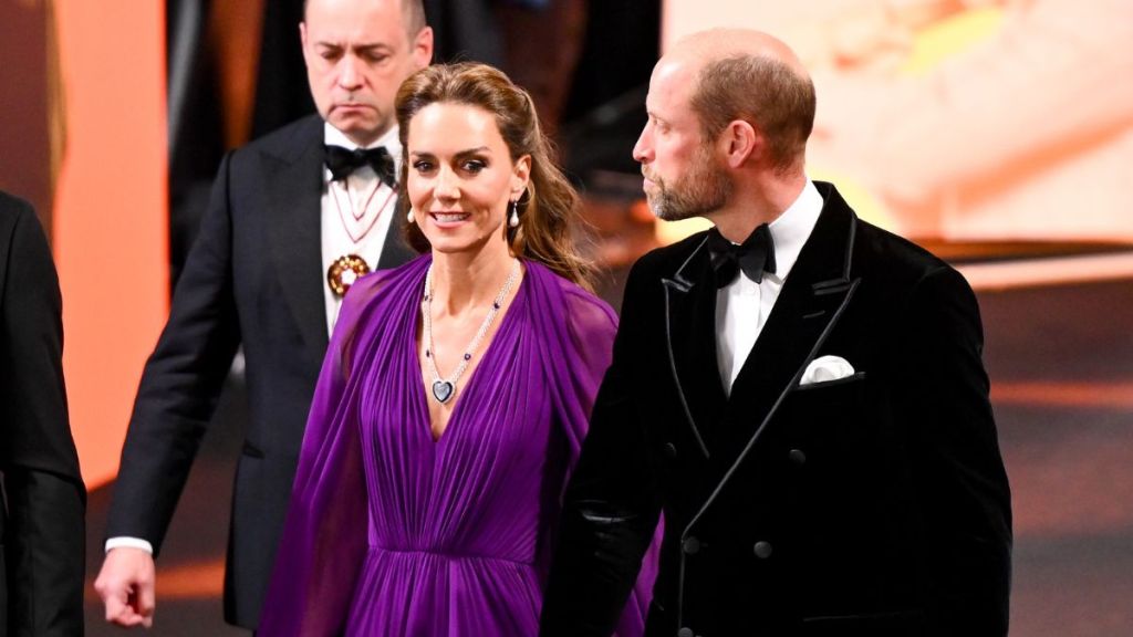 Prince William Carried ‘Weight of Family’s Troubles’ at Movie Premiere — Expert
