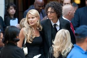 Howard Stern’s Wife Reveals How His Reduced Workweek Changes Life at Home