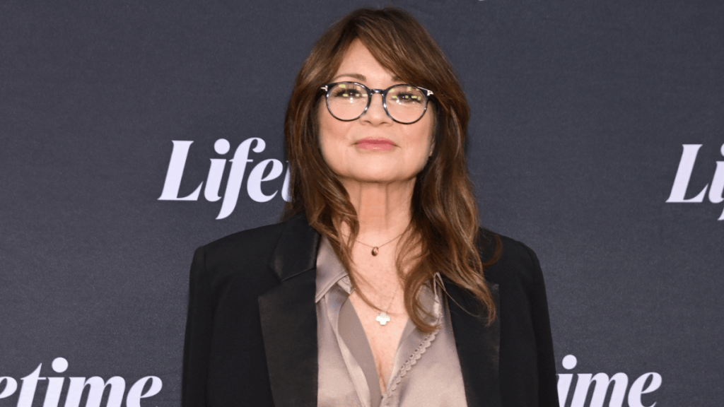 Valerie Bertinelli reveals why Norman Lear intimidated her while she worked on One Day at a Time.