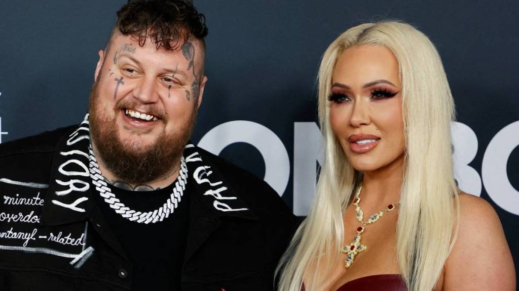 Bunnie Xo Appears to Tease New Romance Months After Jelly Roll Split
