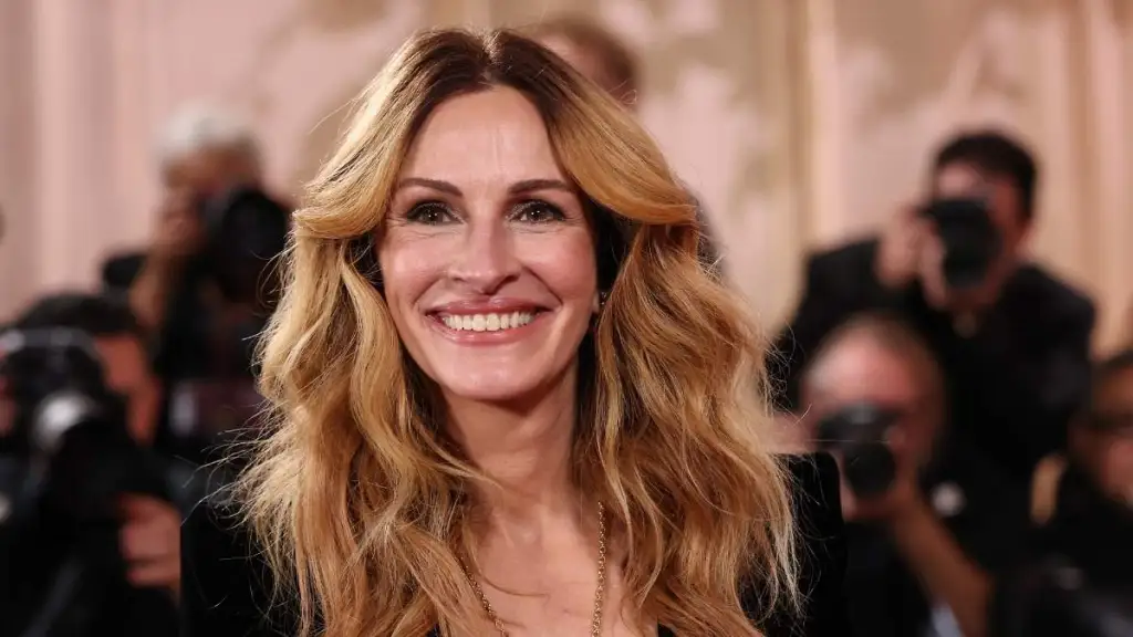 Julia Roberts Breaks 20 Years of Hiatus for an Unexpected Twist
