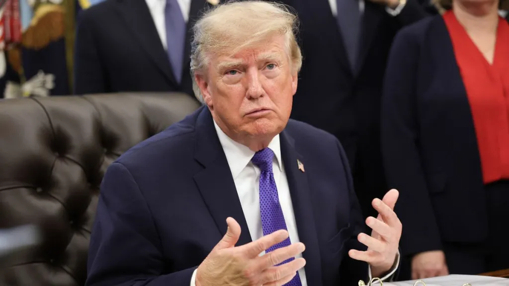 Donald Trump Asks ‘How Is Ebola Going?’ During Question About Congo War