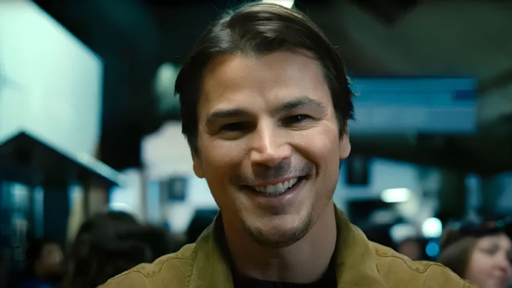 Josh Hartnett Reveals Terrifying Fan Encounter With a Gun & a Bizarre Claim