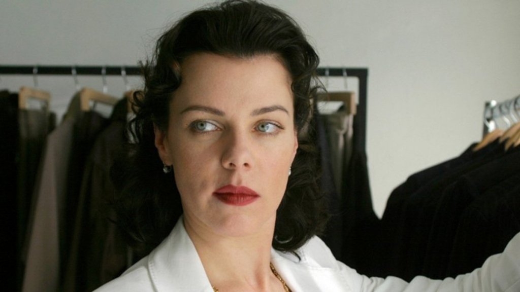 ‘Disgusting’: Entourage Creator Fires Back After Debi Mazar Criticizes HBO Hit as ‘Toxic’