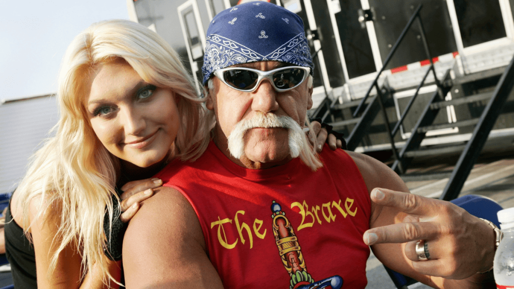 ‘Dirty Money’: Hulk Hogan’s Daughter Condemns Sale of His Mansion