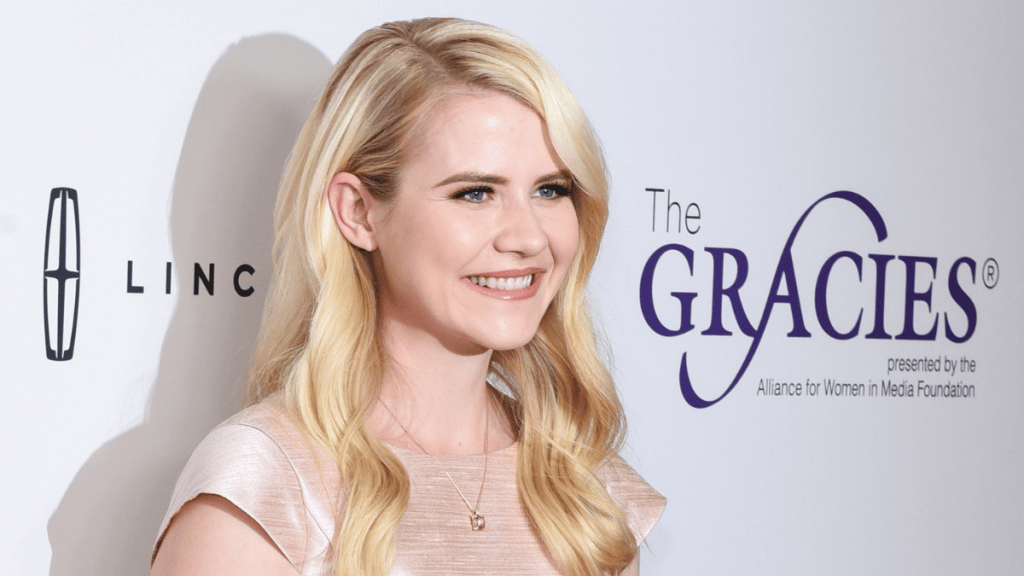 Elizabeth Smart Opens a New Chapter 24 Years After Her Kidnapping