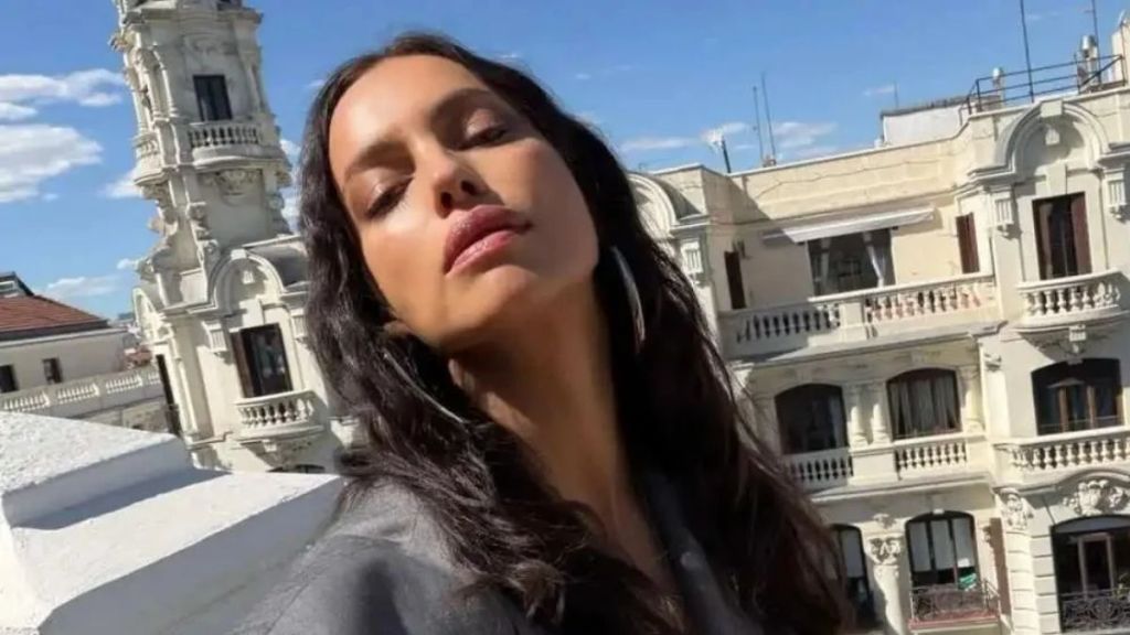 Irina Shayk’s Daring Bra Look Leaves Her Barely Covered in a Provocative Reveal