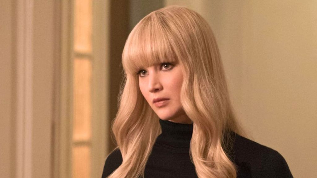 Jennifer Lawrence Confirms She Has Secret Burner Account to Troll Strangers