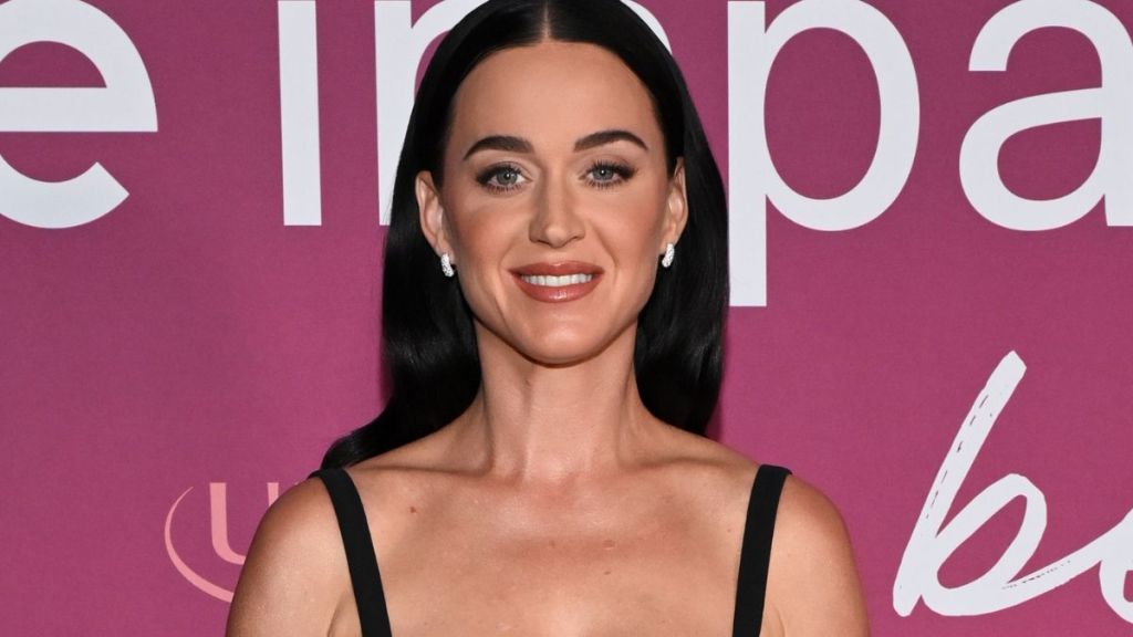 Katy Perry Shares Glimpse of Romantic Birthday Escape With Justin Trudeau
