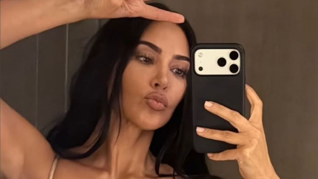Kim Kardashian’s Plunging Corset Looks One Move Away From a Wardrobe Malfunction