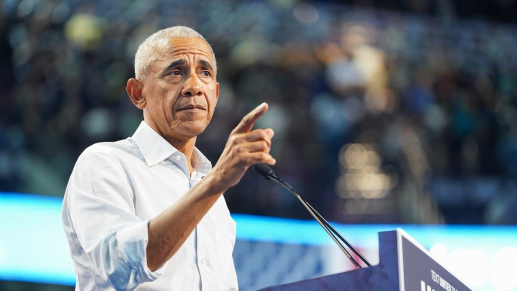 Barack Obama Has 5-Word Reaction to Donald Trump Defending Cheesecake Factor Joke