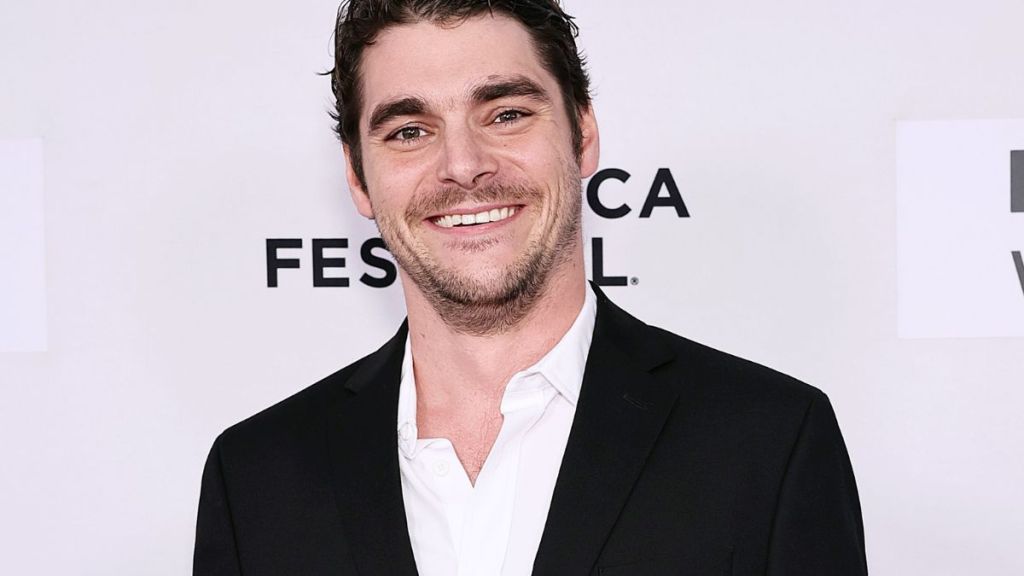 ‘Breaking Bad’ Stars Heartbroken Over R.J. Mitte’s Death at 34