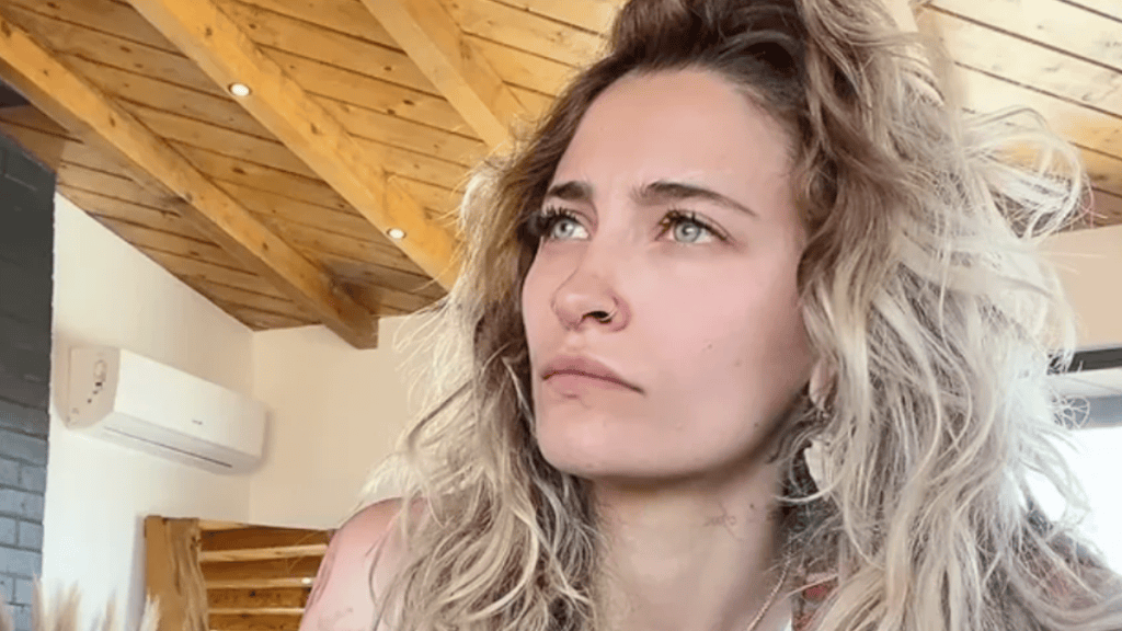 Paris Jackson Accuses Dad Michael’s Estate Boss of Incompetence