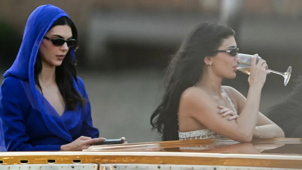 Kendall Jenner Fears Kylie's VS Debut Could Backfire on Her — Source