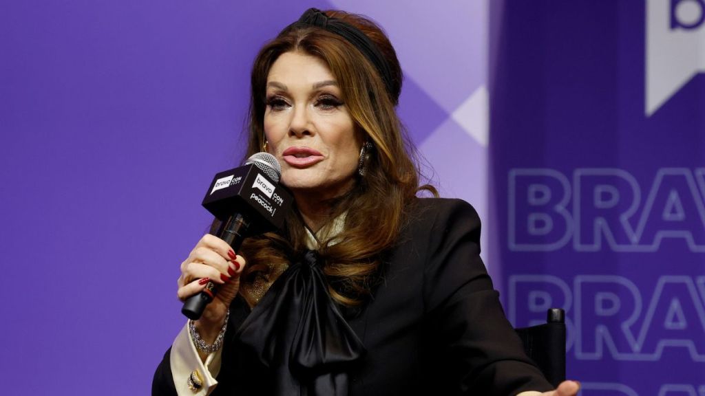 Lisa Vanderpump's Family Leaves Her in Tears Amid Major Life Change