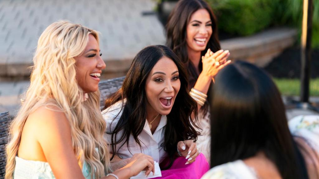 New RHONJ Cast Photo Includes TWO Major Editing Mistakes