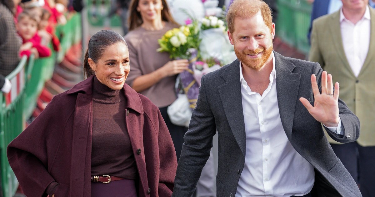 'Upset' Meghan Markle Leaves UK With Harry & Kids as Father's Case Unfolds — Report