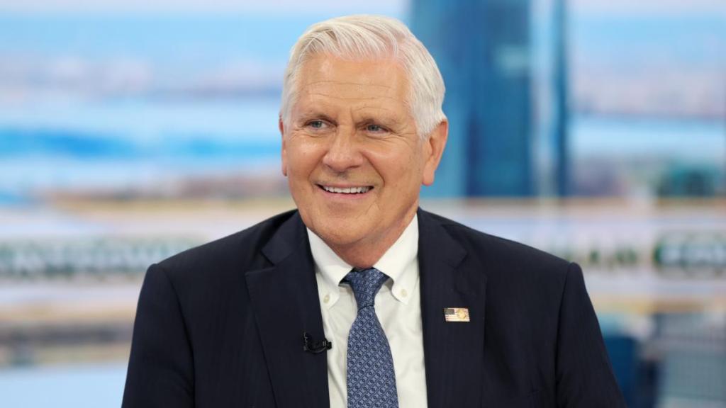 Bruce Blakeman Calls Kathy Hochul Zohran Mamdani's 'Puppet' at NY Rally