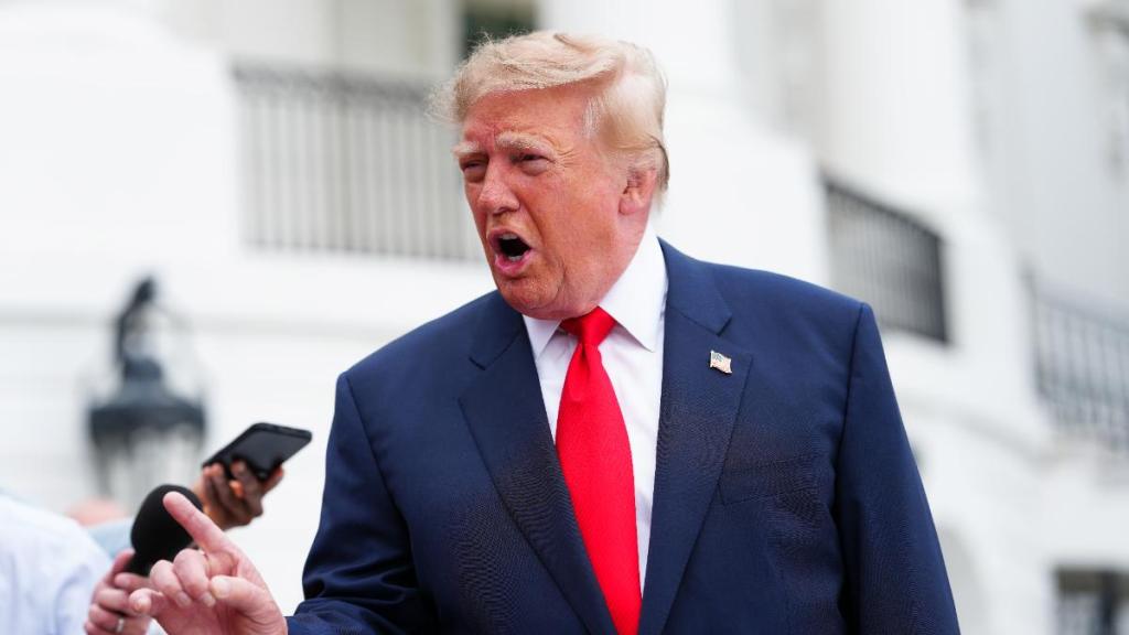 Donald Trump Thinks Russia and Ukraine Have a Ceasefire Because He Said So
