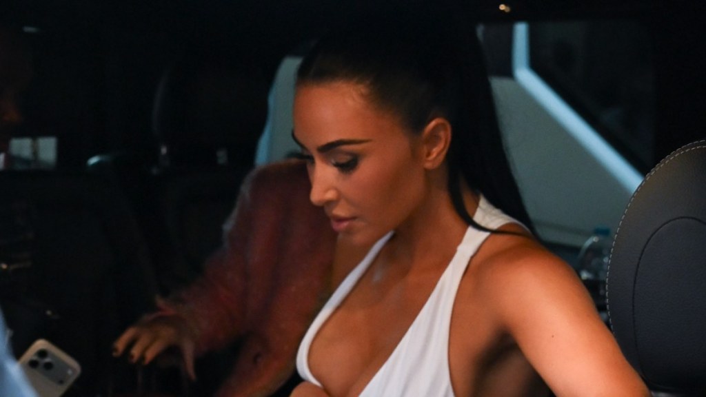 Kim Kardashian Wears Elizabeth Taylor’s Iconic Necklace in Birthday Surprise