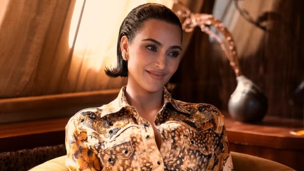 Kim Kardashian Unveils Her New Haircut & Fans Are Absolutely Loving It