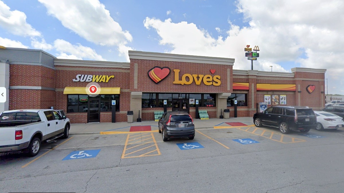 Mother Arrested After Leaving 4-Year-Old Daughter at Truck Stop ...