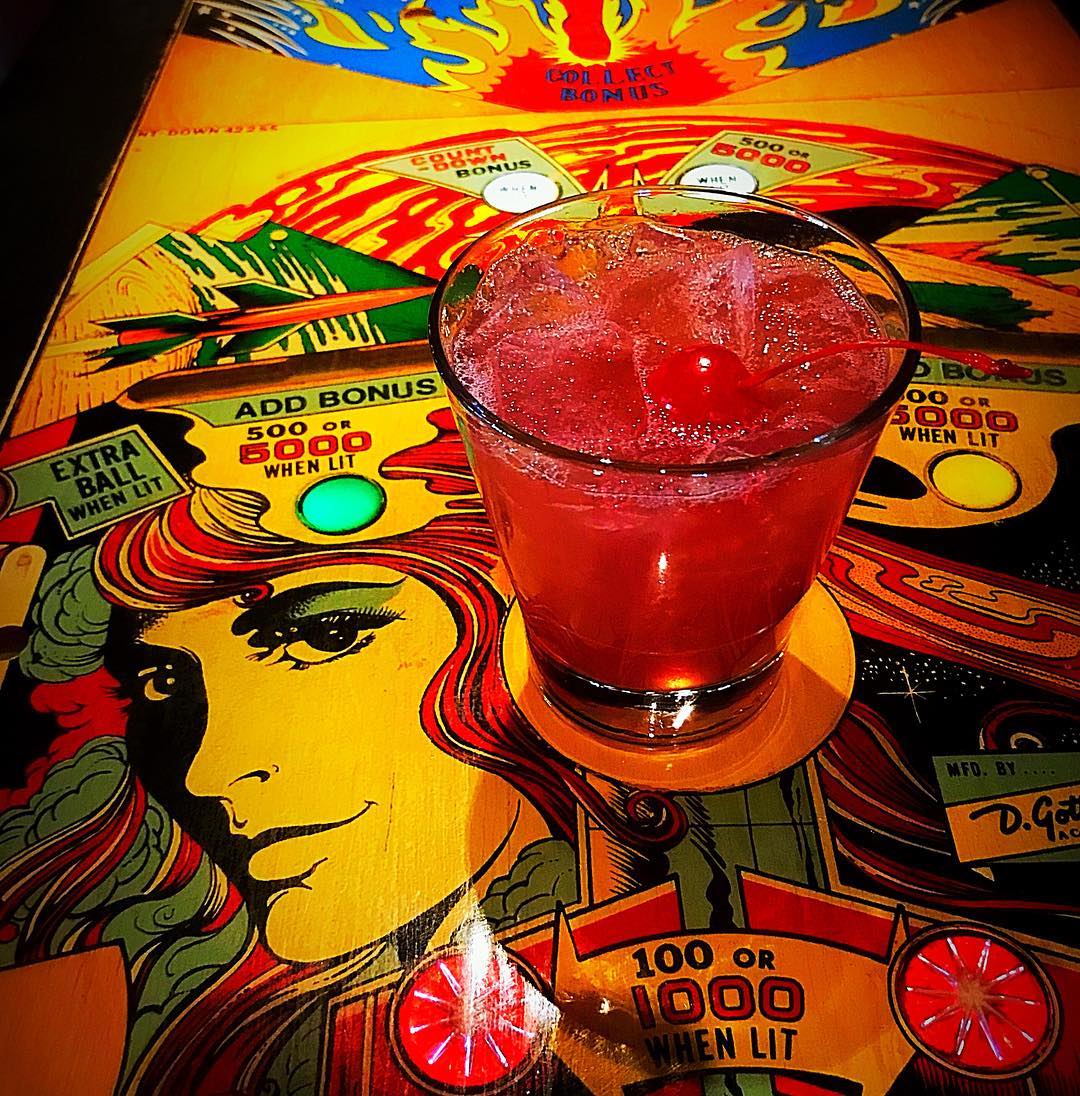 10 Best Bars for Super Bowl Fans Mandatory