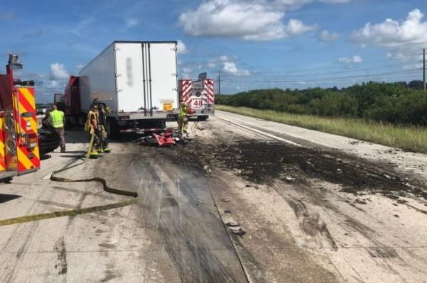 9. Meanwhile in Florida: Dump Truck Comes into Full Potential After Massive Cow-Shit Spill on Highway (Gross Photos)