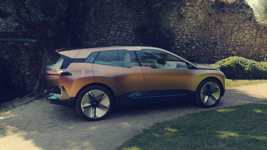 BMW Vision iNext Concept #9