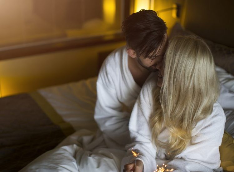 10 Mind-Blowing Reasons Why Hotel Sex Is The Best Sex