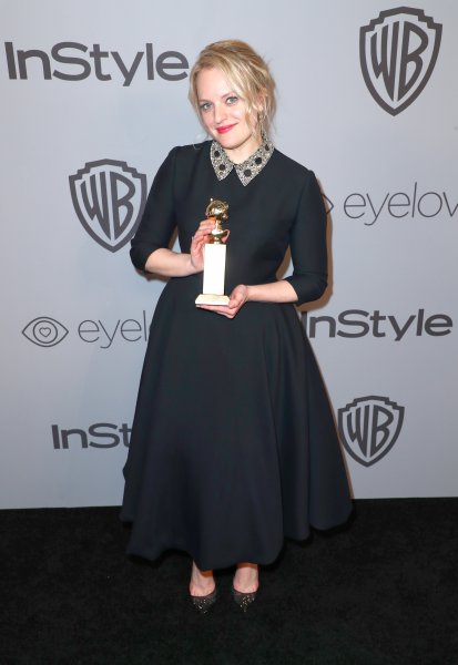 Elisabeth Moss Golden Globes #7