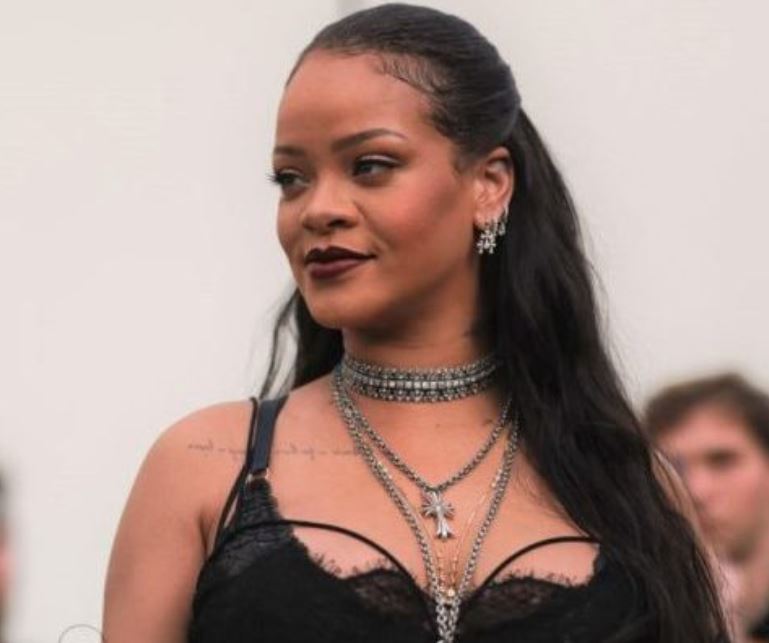 Rihanna to Perform at NFL Super Bowl LVII Halftime Show (Here Are Our Favorite RiRi GIFs to Celebrate)