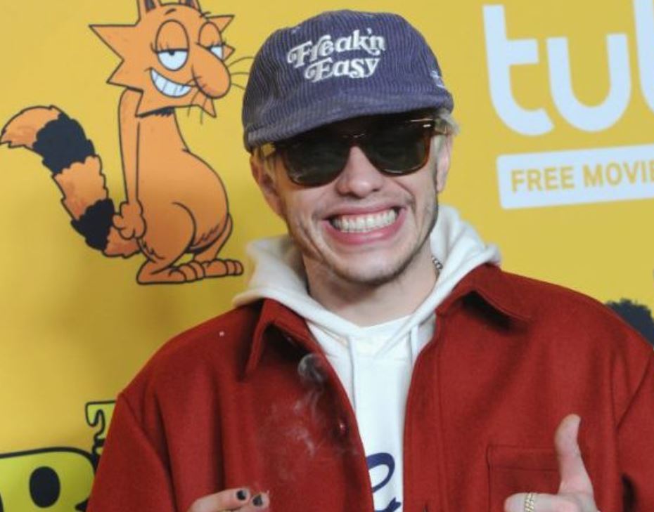 Pete Davidson Likely Joining Jeff Bezos on Blue Origin Flight, Literally Putting Space Between Himself and Kanye West