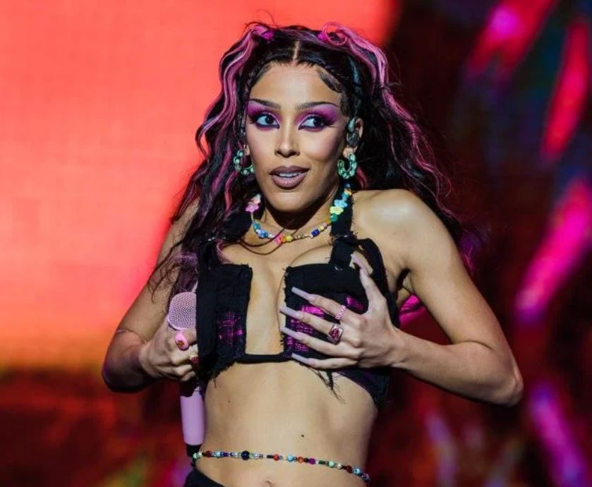 Doja Cat Confirms She’s Quitting Music in Fiery Tweet, Can She Tom Brady Her Way Out of This One?